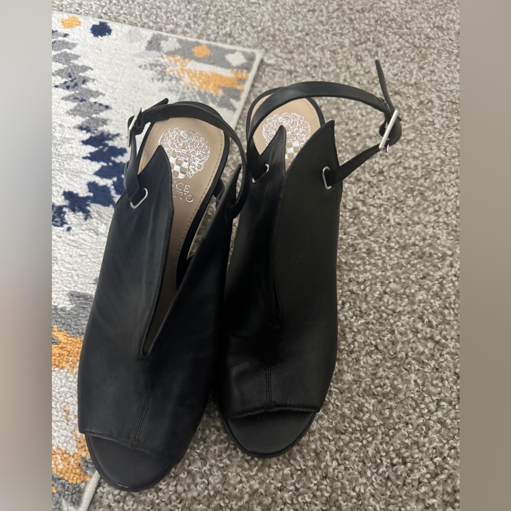 Vince Camuto Black Leather Sandals
